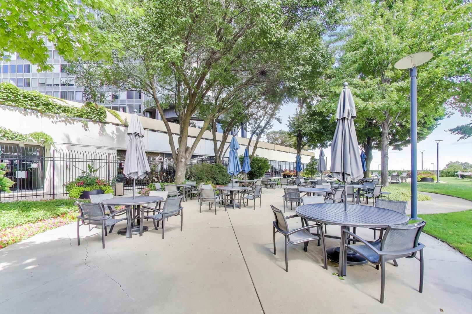 155 N Hbr Dr #3301-3302-3314 Chicago, IL 60601