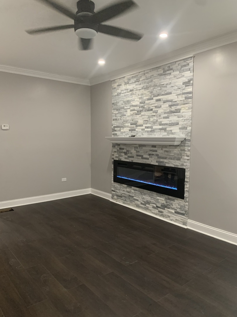 10215 S Emerald Ave Chicago, IL 60628