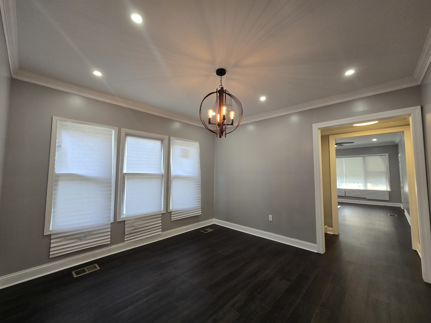 10215 S Emerald Ave Chicago, IL 60628