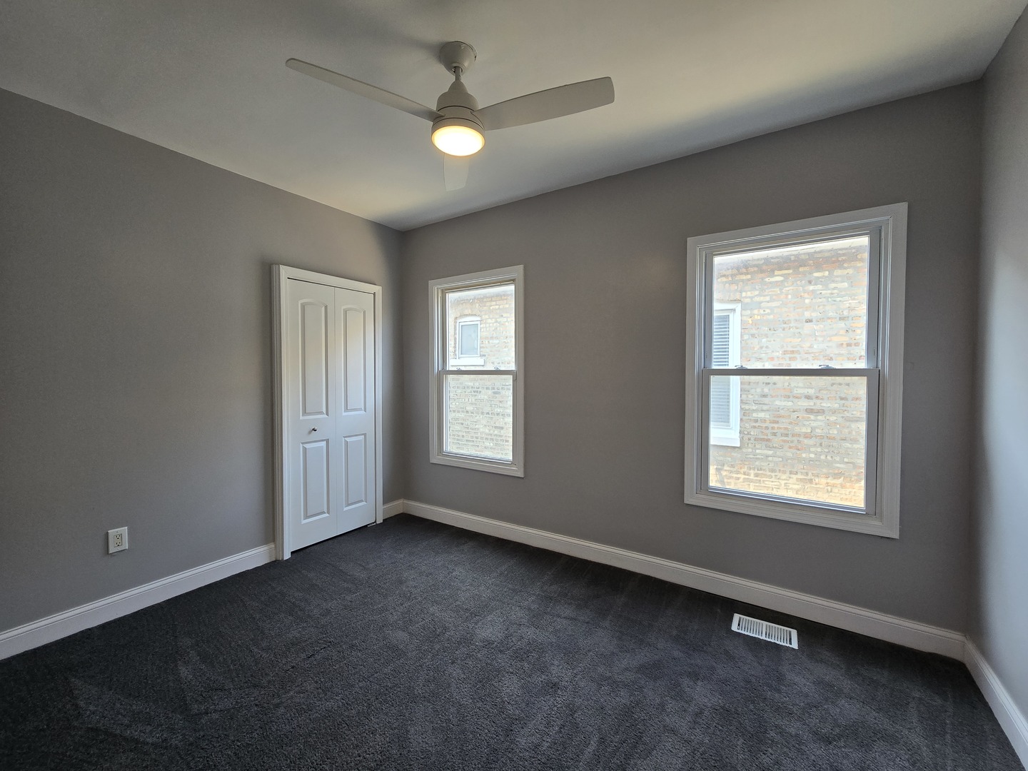 10215 S Emerald Ave Chicago, IL 60628