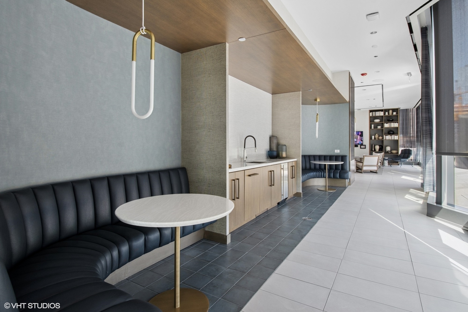 211 N Hbr Dr #1307 Chicago, IL 60601