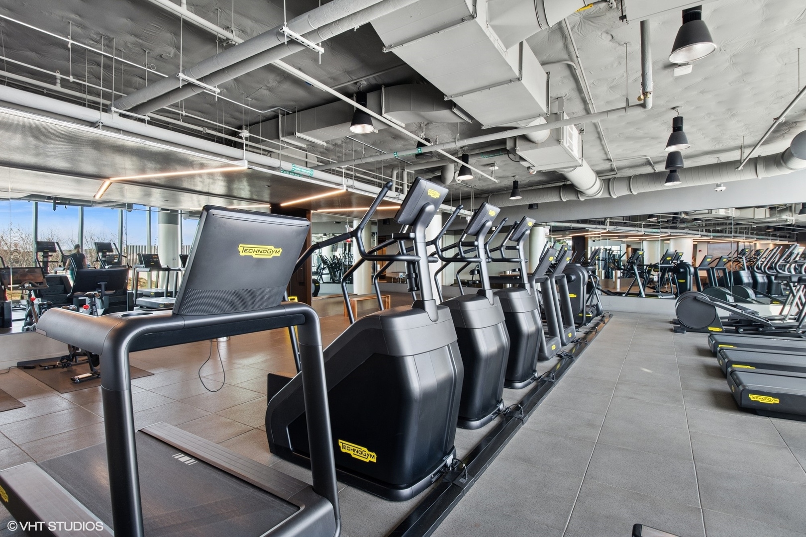 211 N Hbr Dr #1307 Chicago, IL 60601