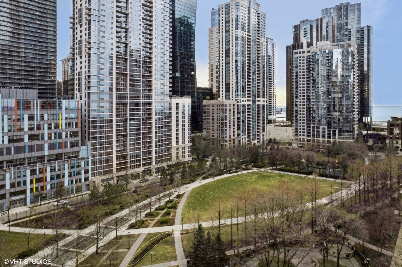 211 N Hbr Dr #1307 Chicago, IL 60601