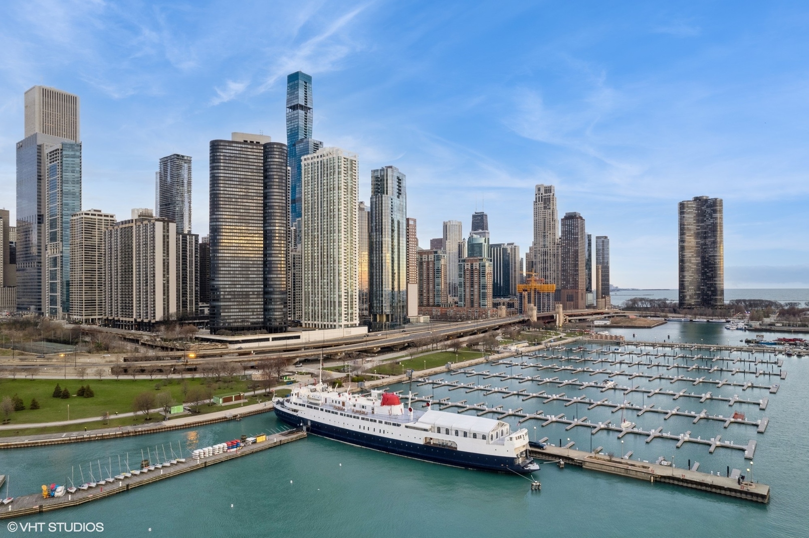 211 N Hbr Dr #1307 Chicago, IL 60601