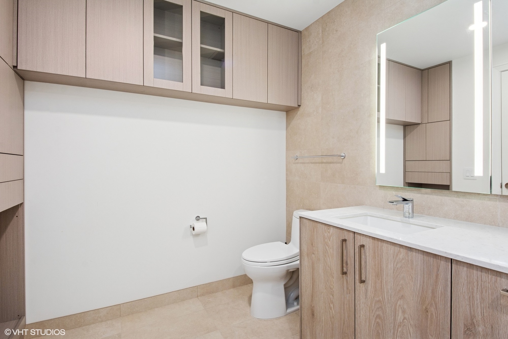 211 N Hbr Dr #1307 Chicago, IL 60601