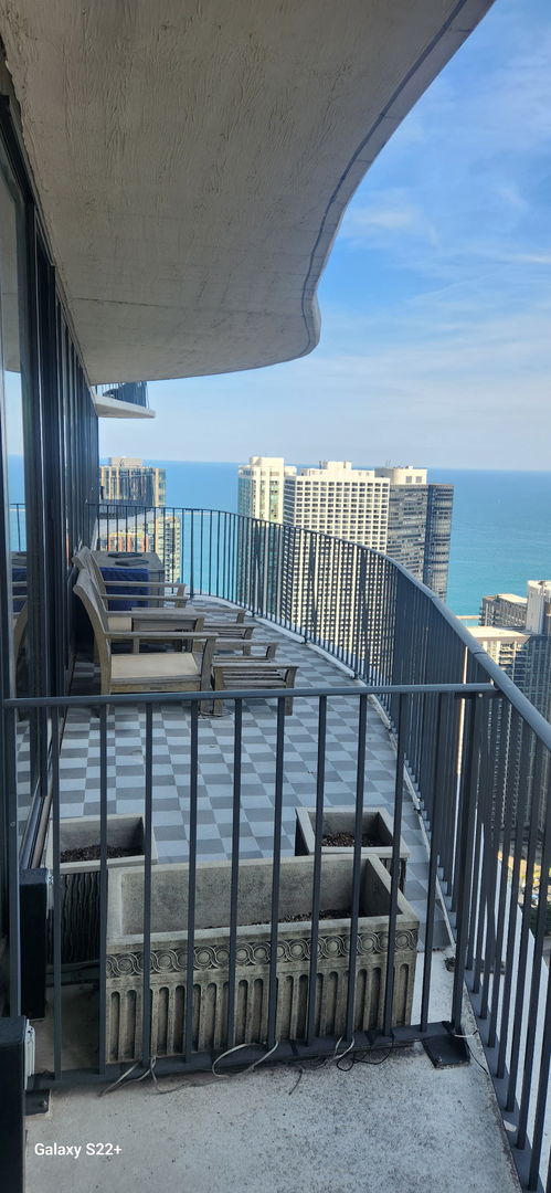 225 N Columbus Dr #5513 Chicago, IL 60601