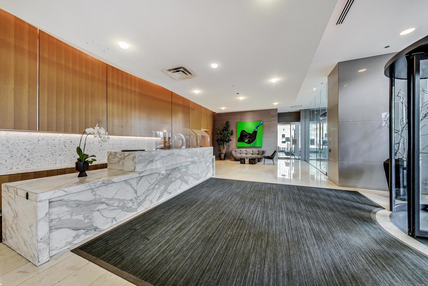 225 N Columbus Dr #5513 Chicago, IL 60601