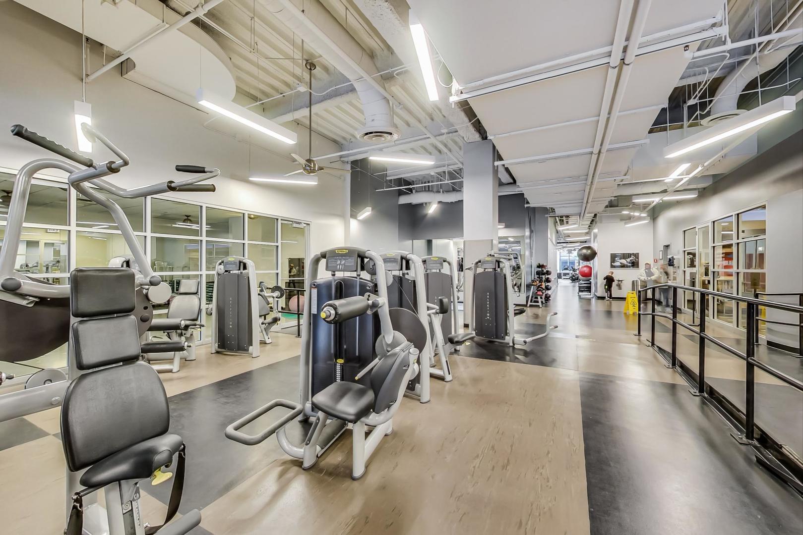 225 N Columbus Dr #5513 Chicago, IL 60601