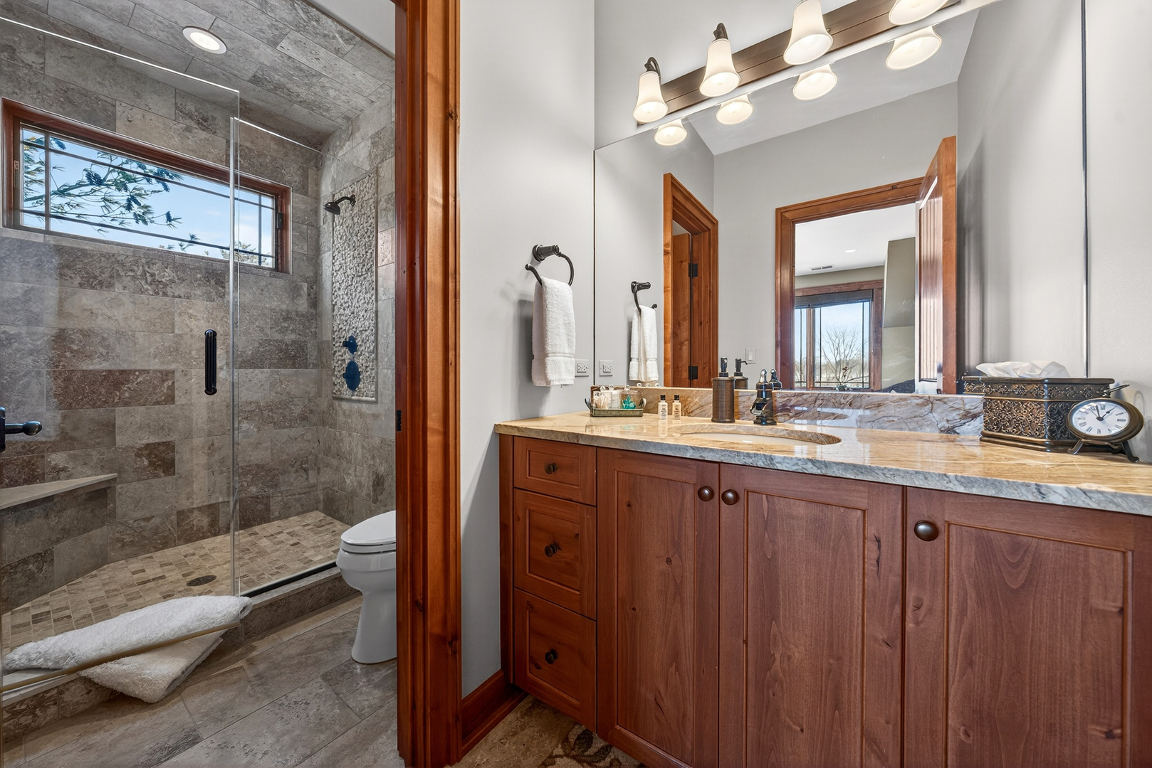 0000 Brookdale Rd Woodstock, IL 60098