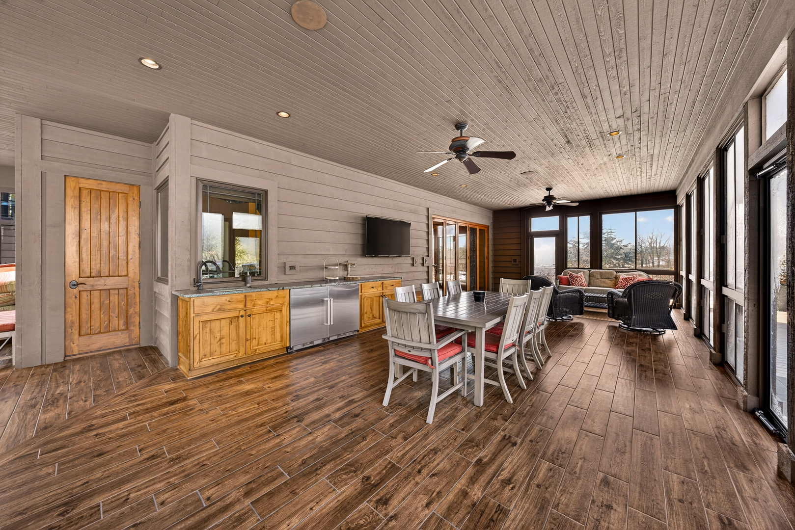 0000 Brookdale Rd Woodstock, IL 60098