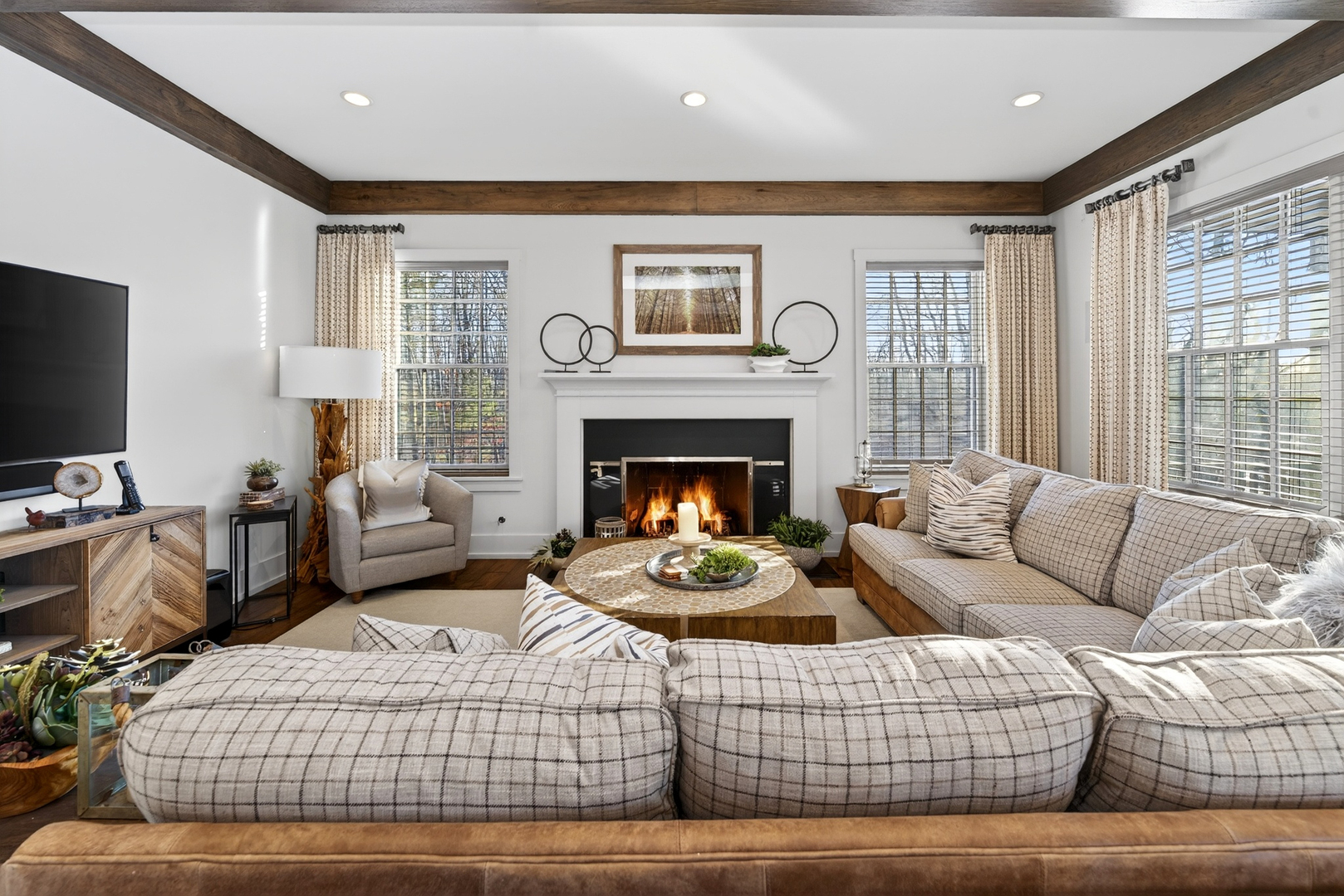 0000 Brookdale Rd Woodstock, IL 60098