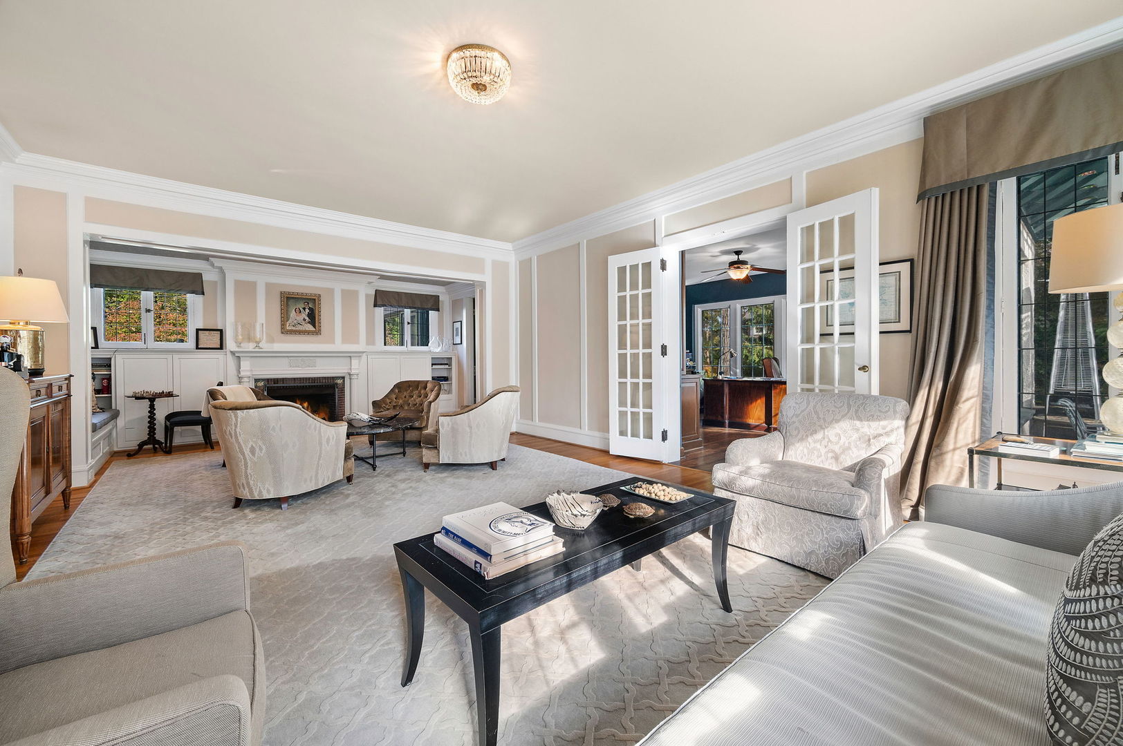 2855 Sheridan Pl Evanston, IL 60201