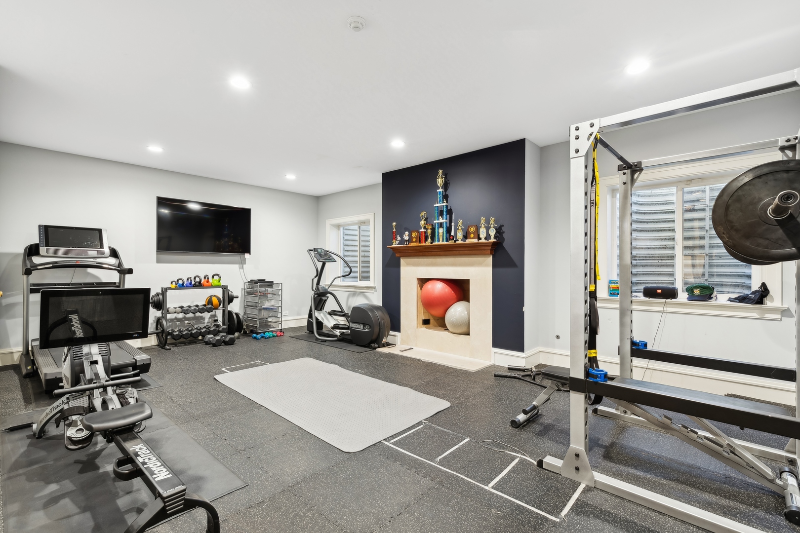 2855 Sheridan Pl Evanston, IL 60201