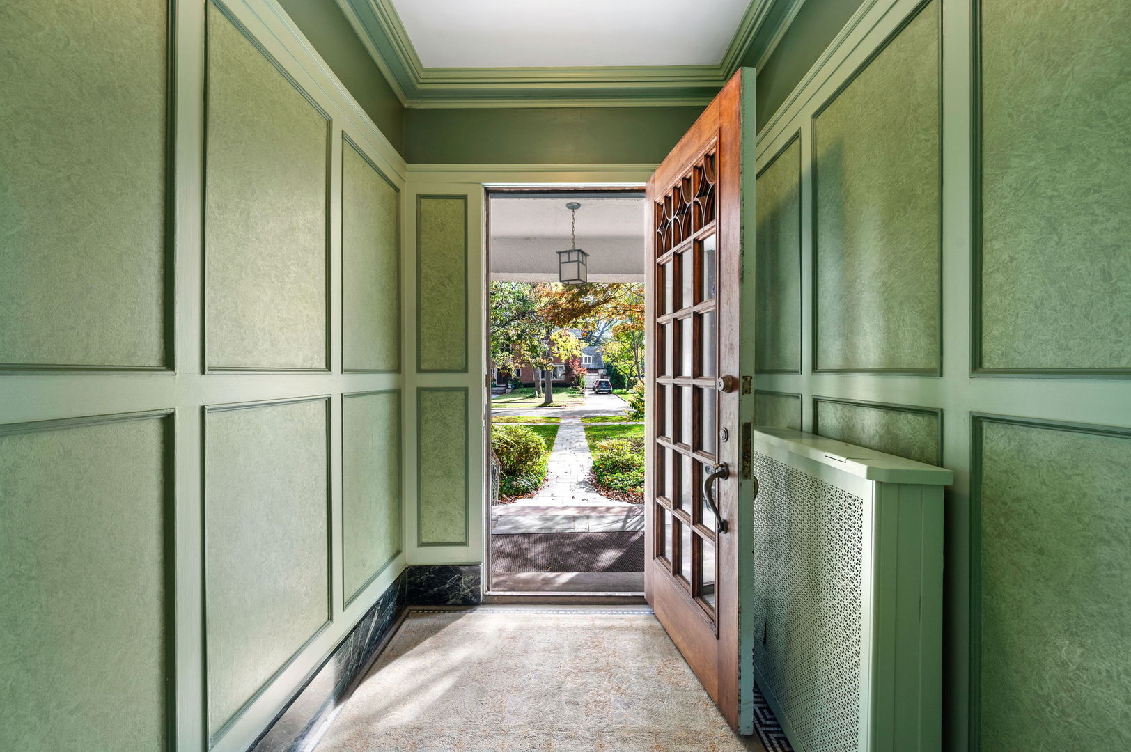 2855 Sheridan Pl Evanston, IL 60201