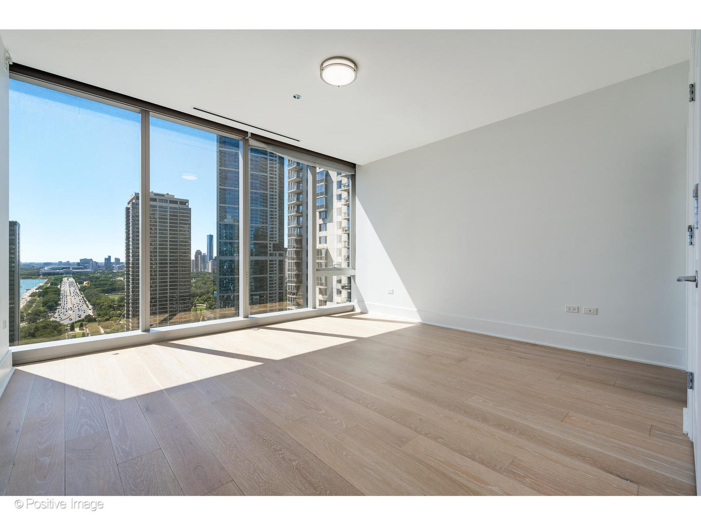 363 E Wacker Dr #1903 Chicago, IL 60601