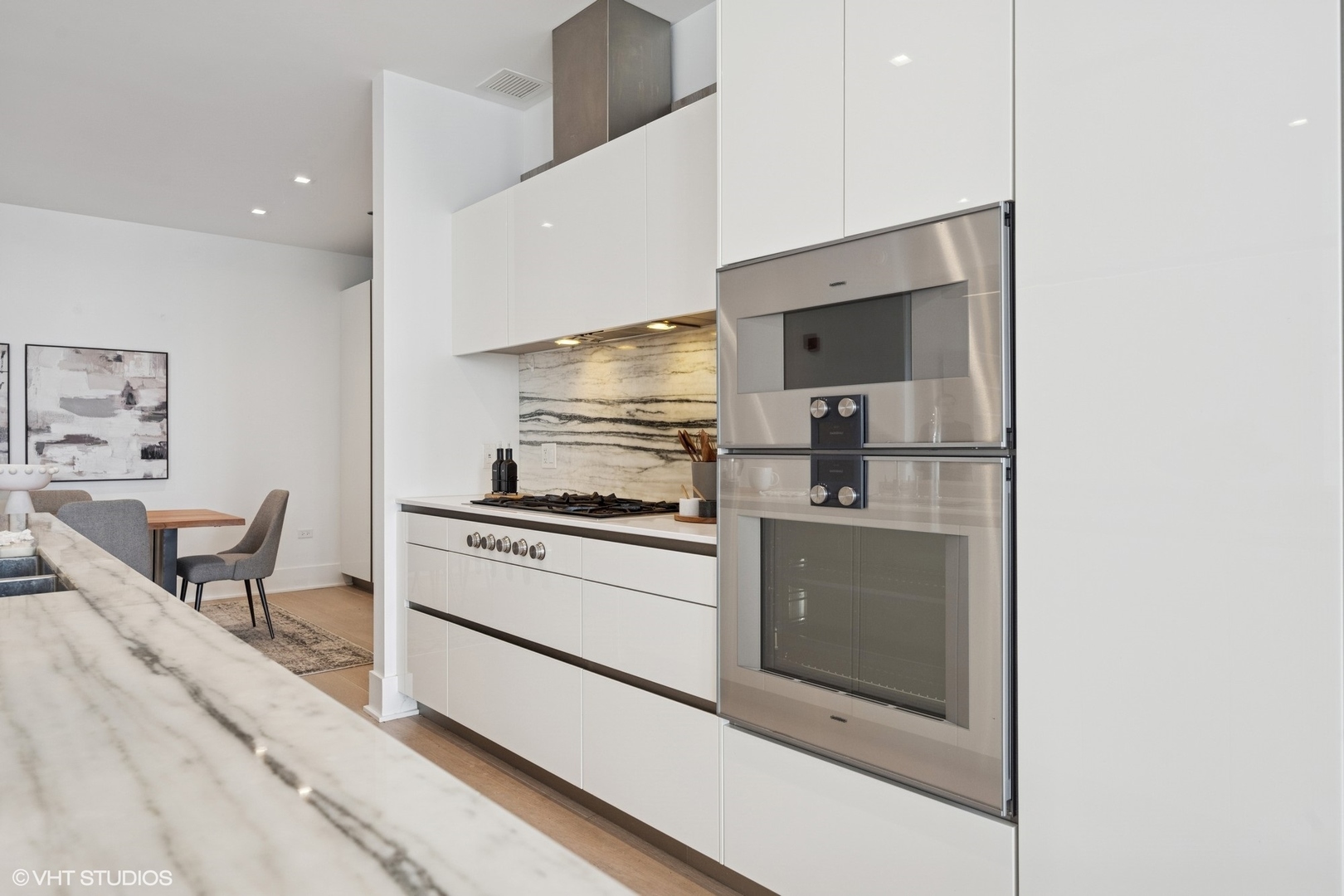 363 E Wacker Dr #1903 Chicago, IL 60601