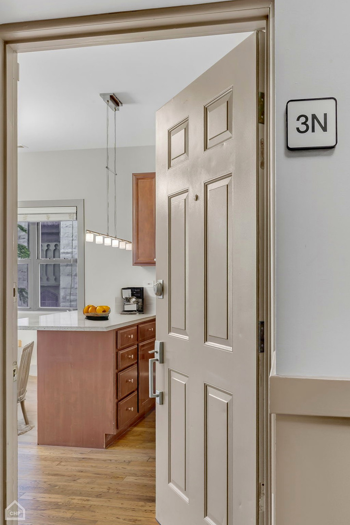 4417 S Indiana Ave Chicago, IL 60653