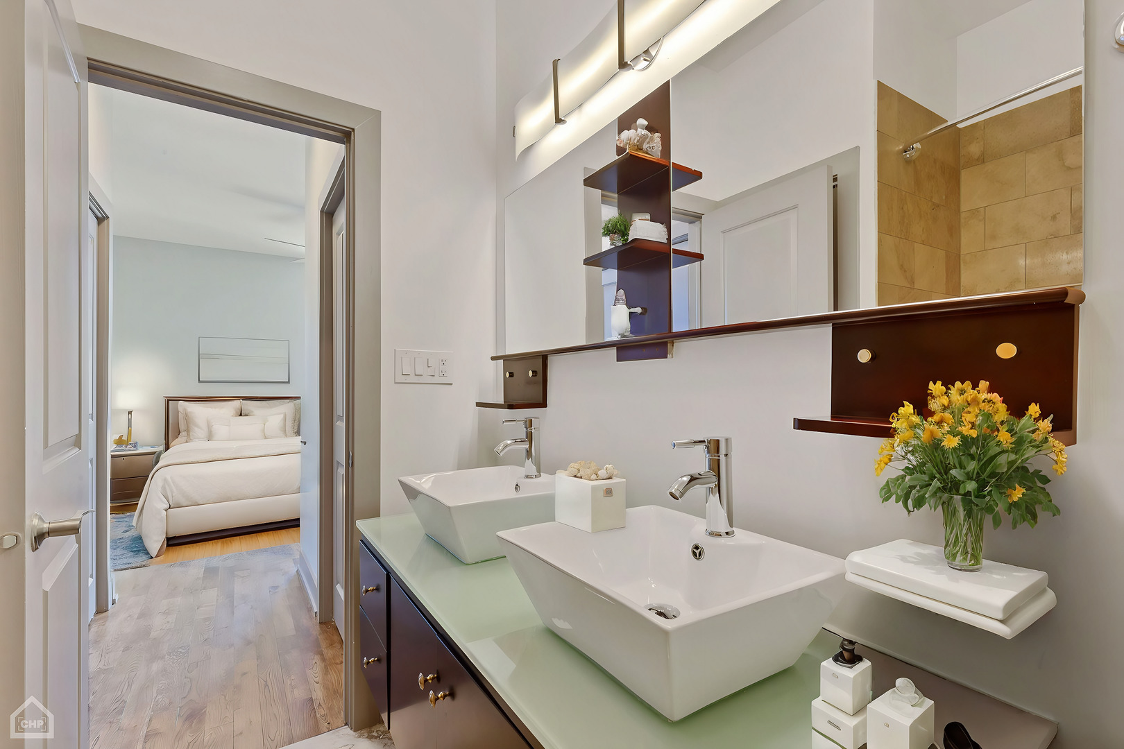 4417 S Indiana Ave Chicago, IL 60653