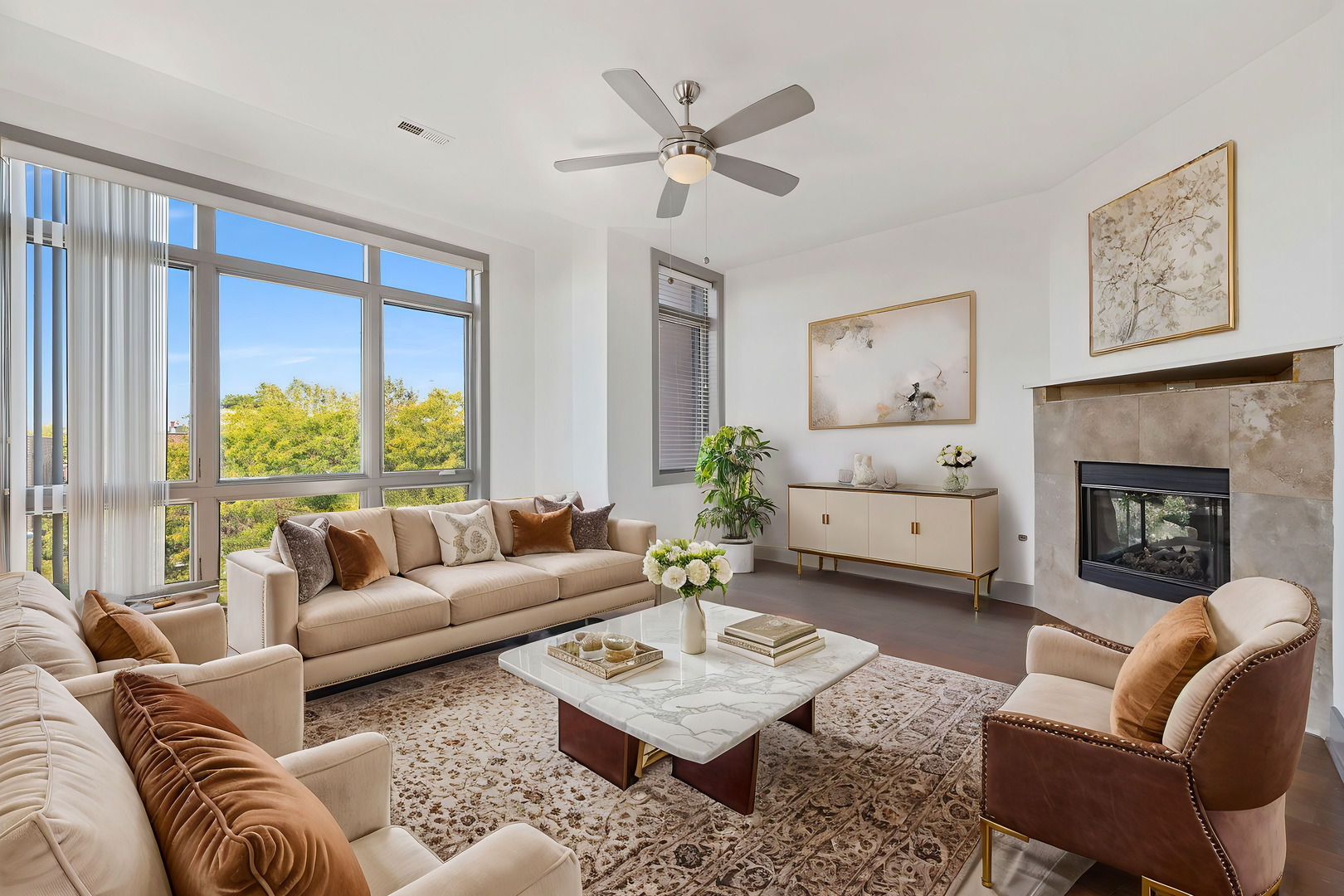 4417 S Indiana Ave Chicago, IL 60653