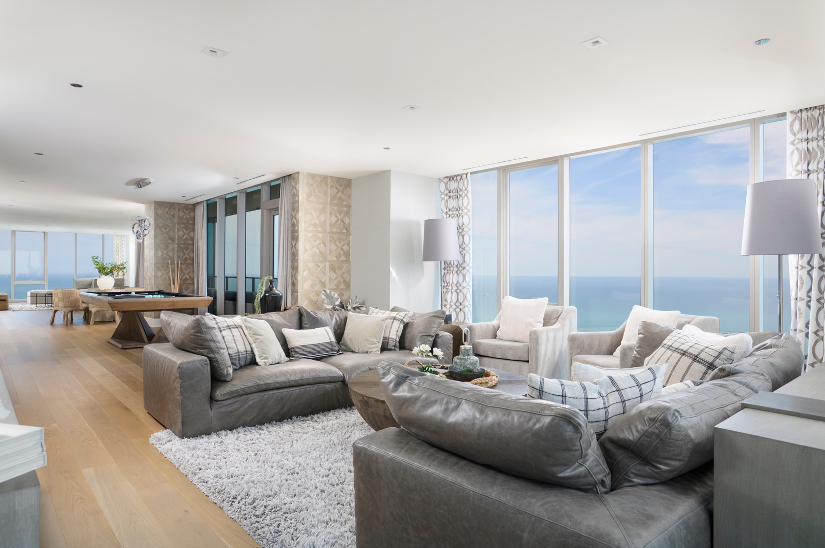 363 E Wacker Dr #6106 Chicago, IL 60601