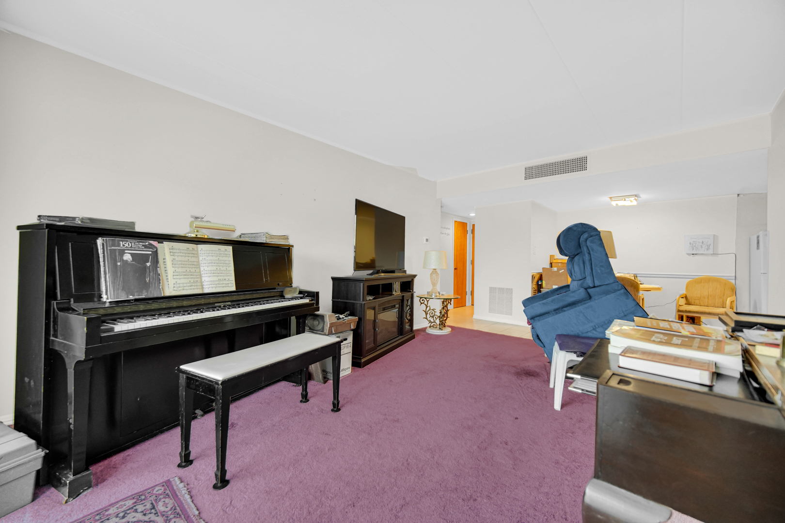 940 Holbrook Rd #6A Homewood, IL 60430