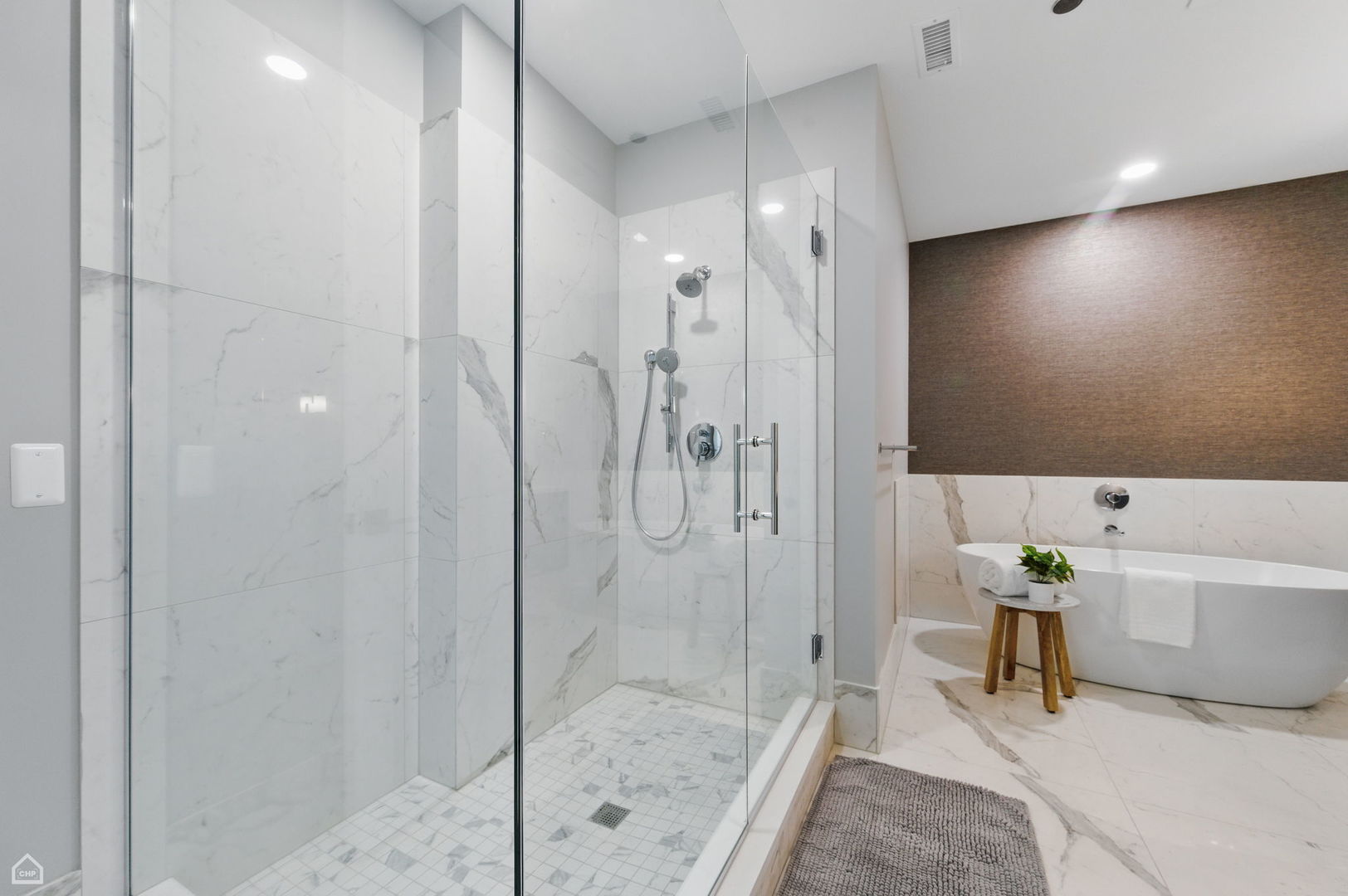 146 W Erie St #1301 Chicago, IL 60654