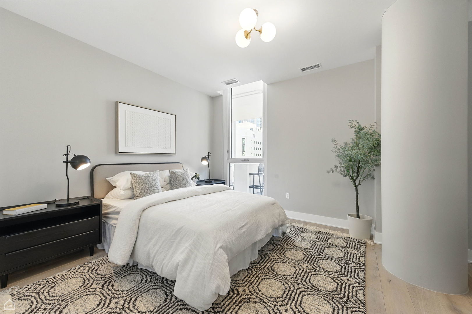 146 W Erie St #1301 Chicago, IL 60654