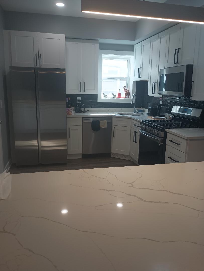 7435 S Indiana Ave Chicago, IL 60619