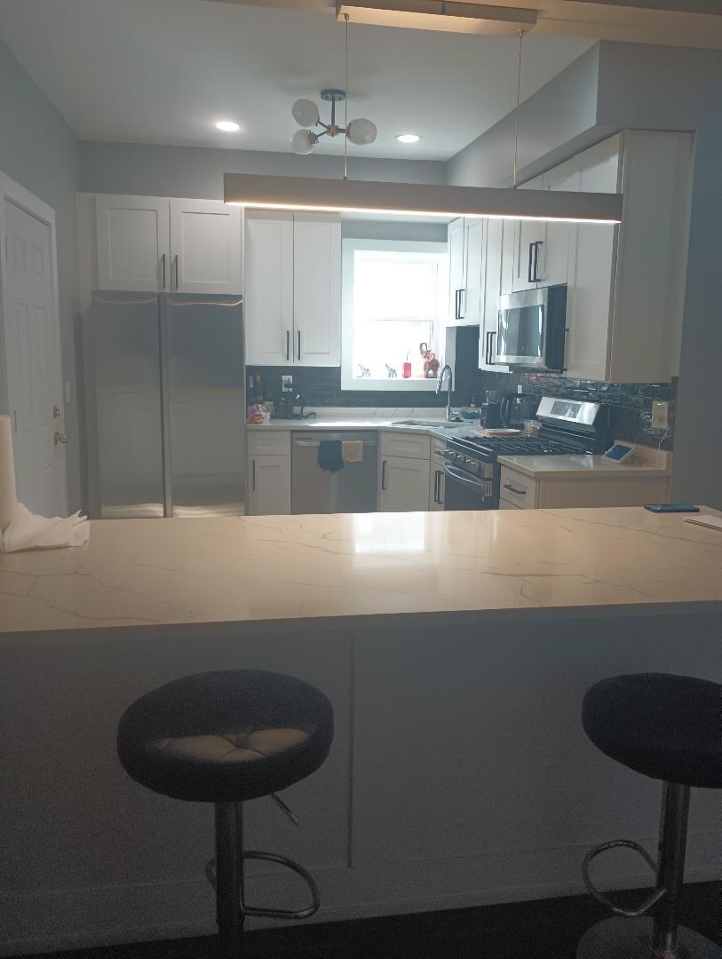 7435 S Indiana Ave Chicago, IL 60619