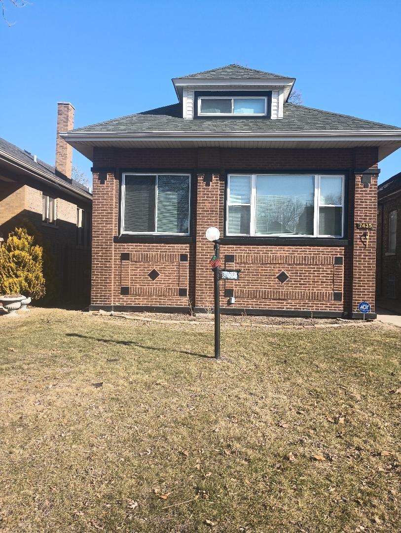 7435 S Indiana Ave Chicago, IL 60619