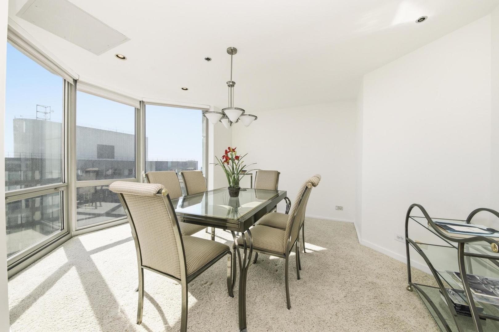 195 N Hbr Dr #5502 Chicago, IL 60601