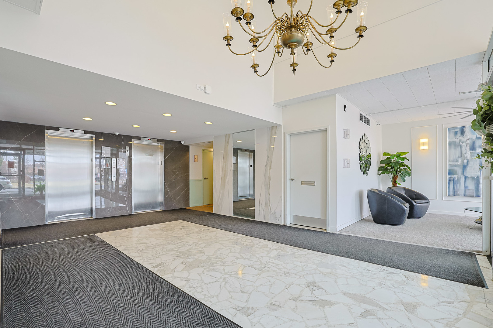 8815 W Golf Rd #6I Niles, IL 60714