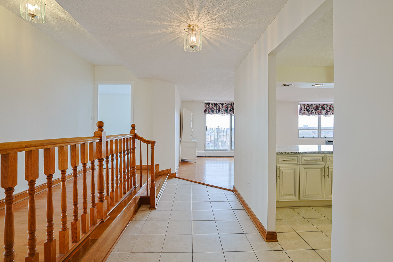 8815 W Golf Rd #6I Niles, IL 60714