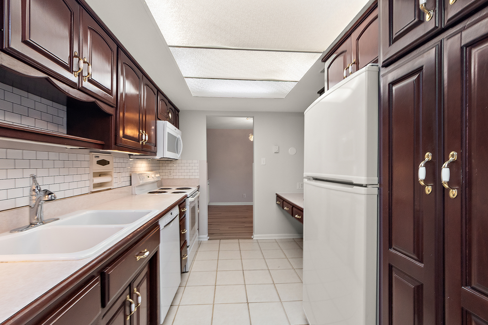 3001 Heritage Dr #106 Joliet, IL 60435