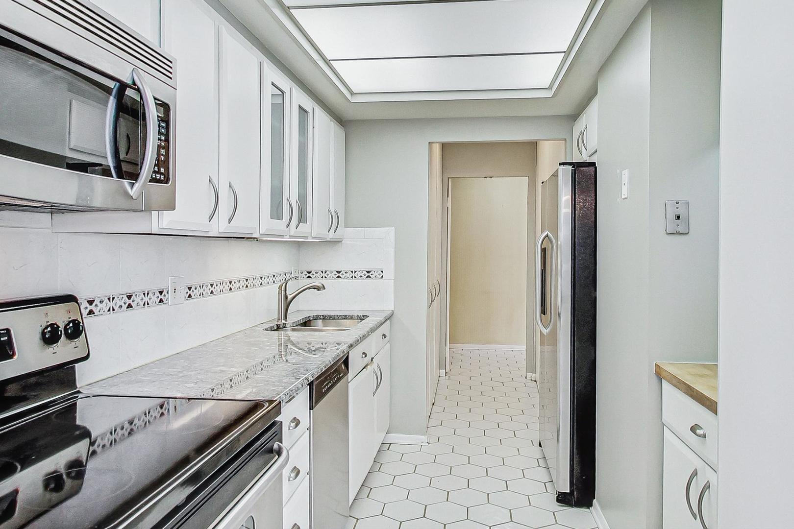 155 N Hbr Dr #1003 Chicago, IL 60601