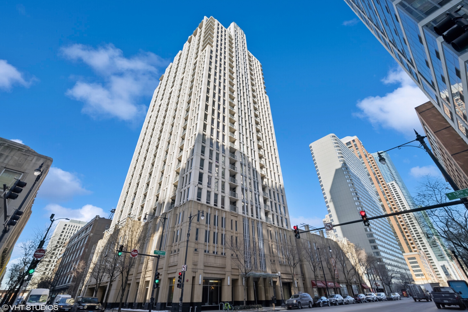 1250 S Michigan Ave #2604