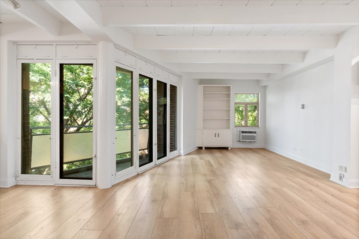 1860 Sherman Ave #7NE Evanston, IL 60201