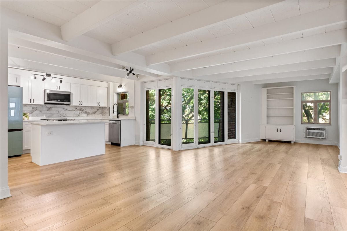 1860 Sherman Ave #7NE Evanston, IL 60201