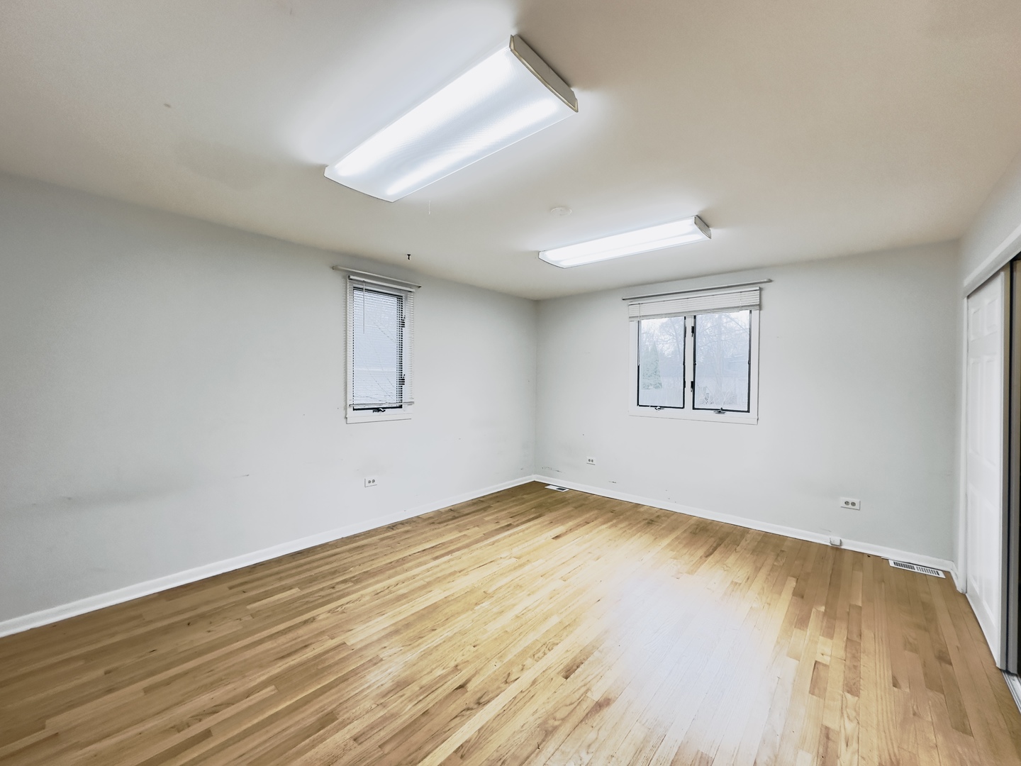 15275 W Walnut Dr Deerfield, IL 60015