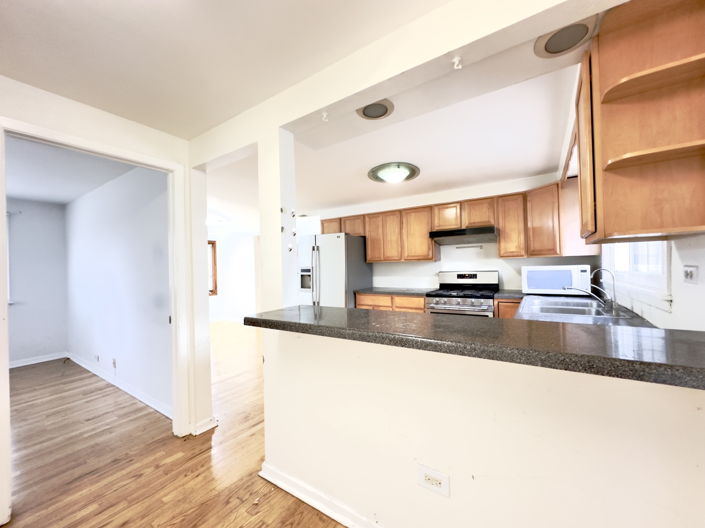 15275 W Walnut Dr Deerfield, IL 60015