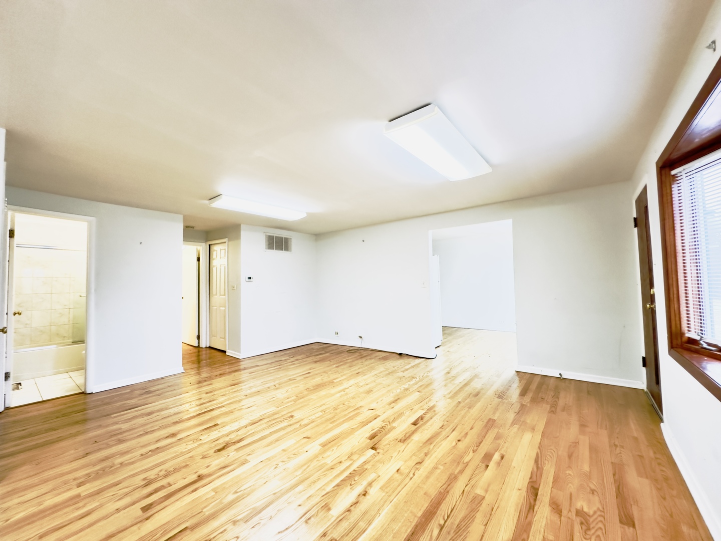 15275 W Walnut Dr Deerfield, IL 60015