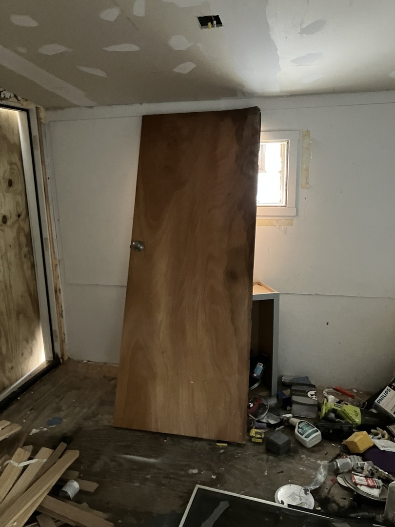 301 156th St Calumet City, IL 60409