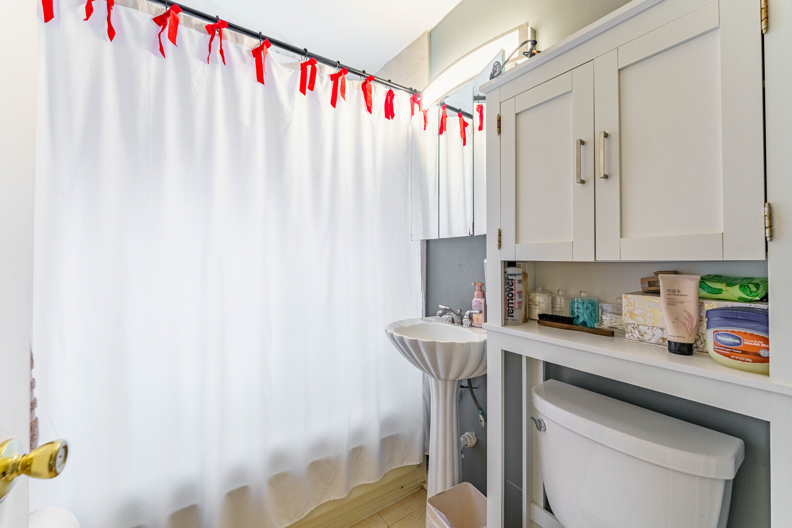 131 Elmwood Ave #2N Evanston, IL 60202