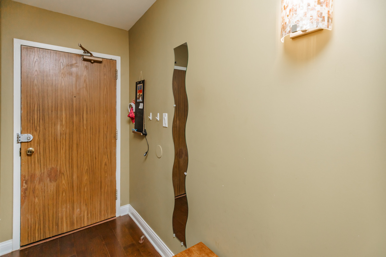 9128 W Ter Dr #3B Niles, IL 60714