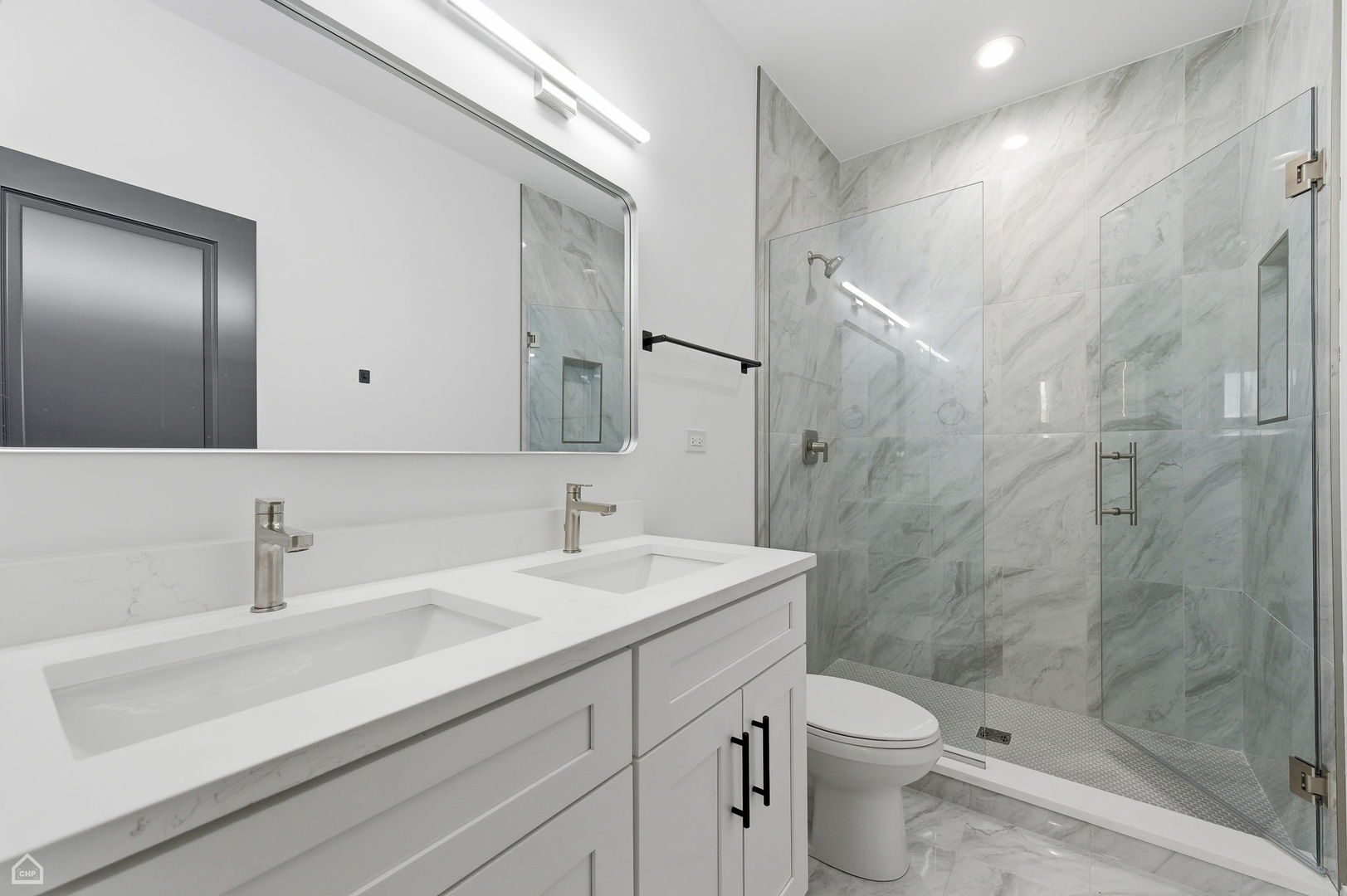 861 E 63rd Pl #3 Chicago, IL 60637