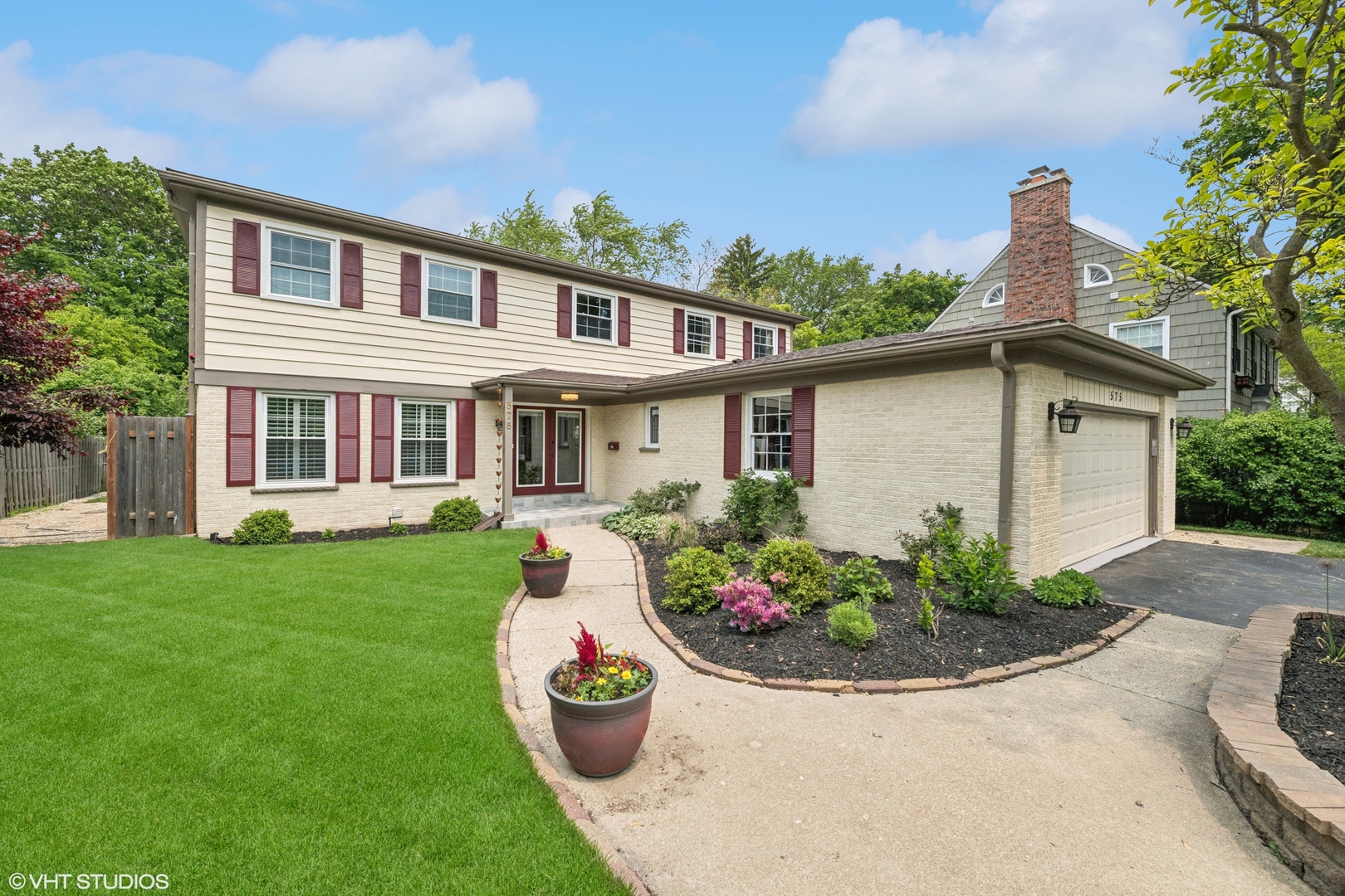575 County Line Rd