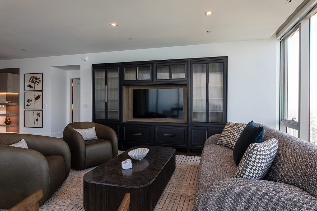 363 E Wacker Dr #6405 Chicago, IL 60601