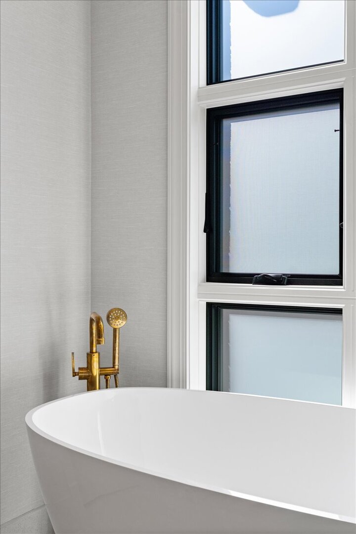 2119 N Seminary Ave Chicago, IL 60614