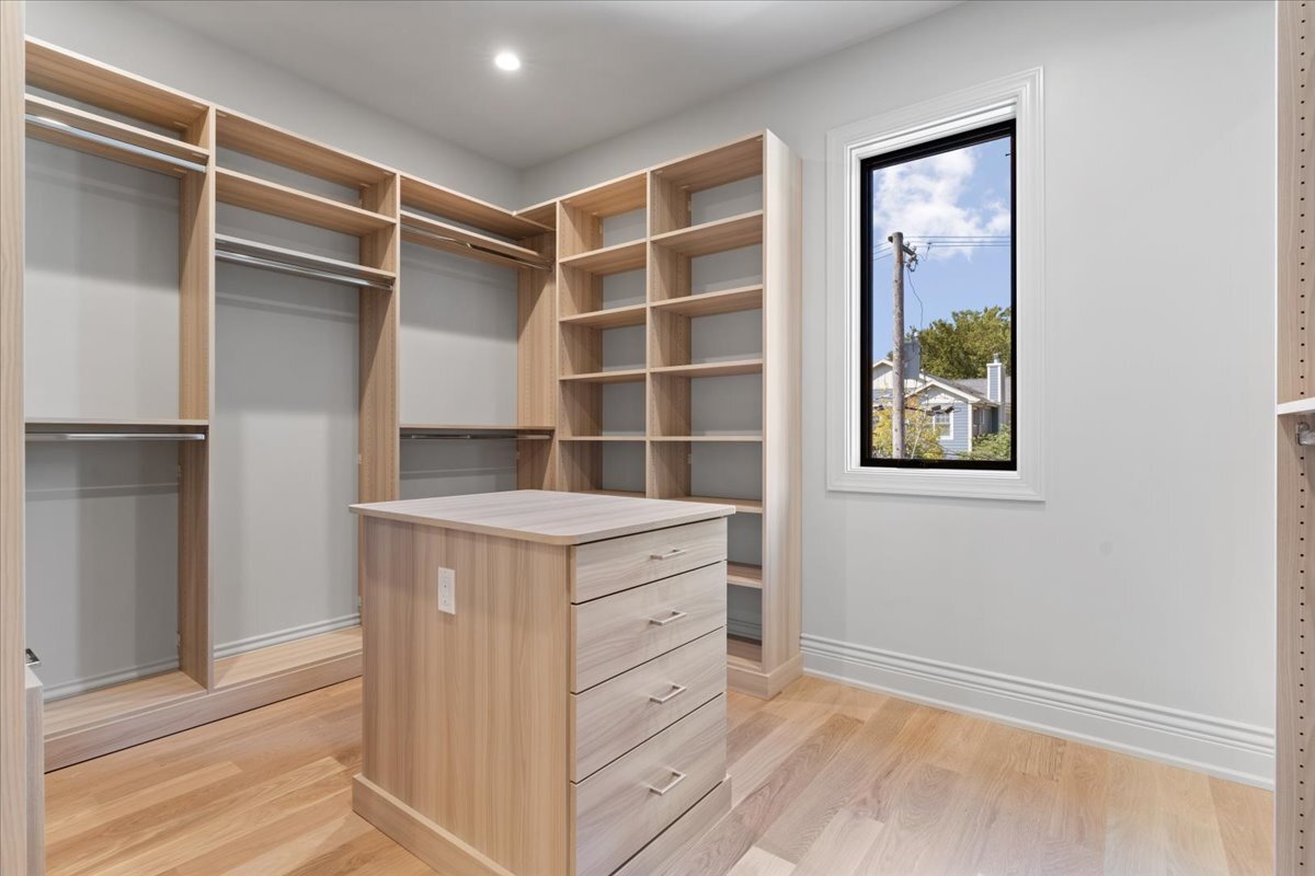 2119 N Seminary Ave Chicago, IL 60614