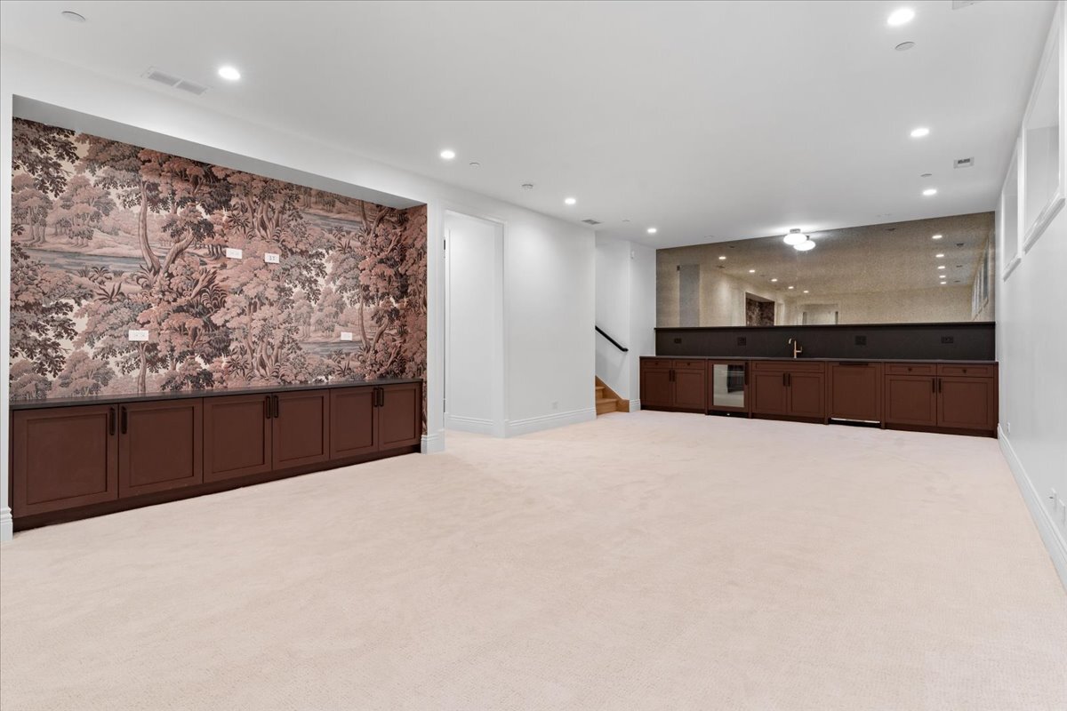 2119 N Seminary Ave Chicago, IL 60614